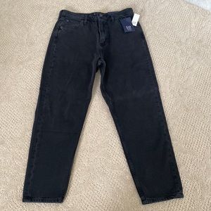 New Gap “mom jeans”